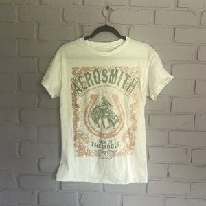 NWOT Graphic White T-Shirt size M
